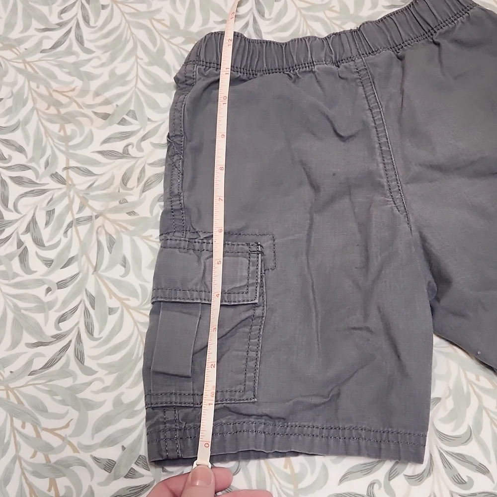 The Children's Place grey cargo shorts 4T